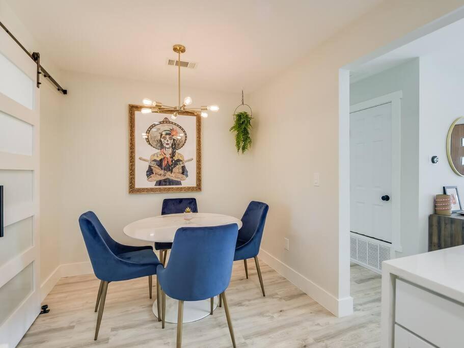 Holiday home Modern Cottage+8 Guests+covered Patio+weber Grill *