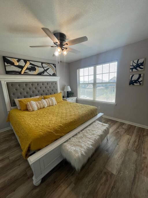 Holiday home Spacious Family Near Seaworld And Lafb San Antonio