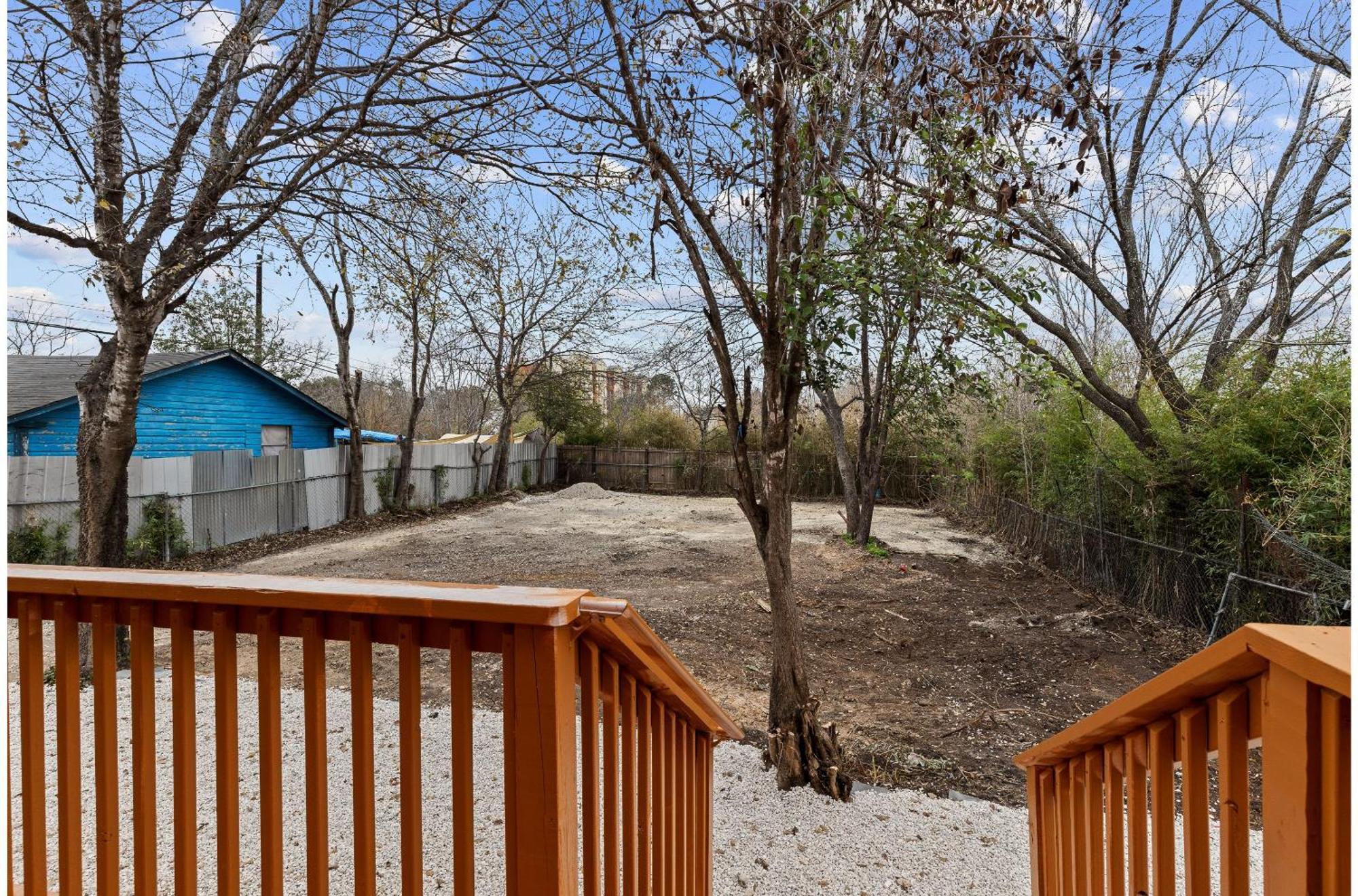 Inviting 4br2.5ba Downtown With Ample Space Holiday home