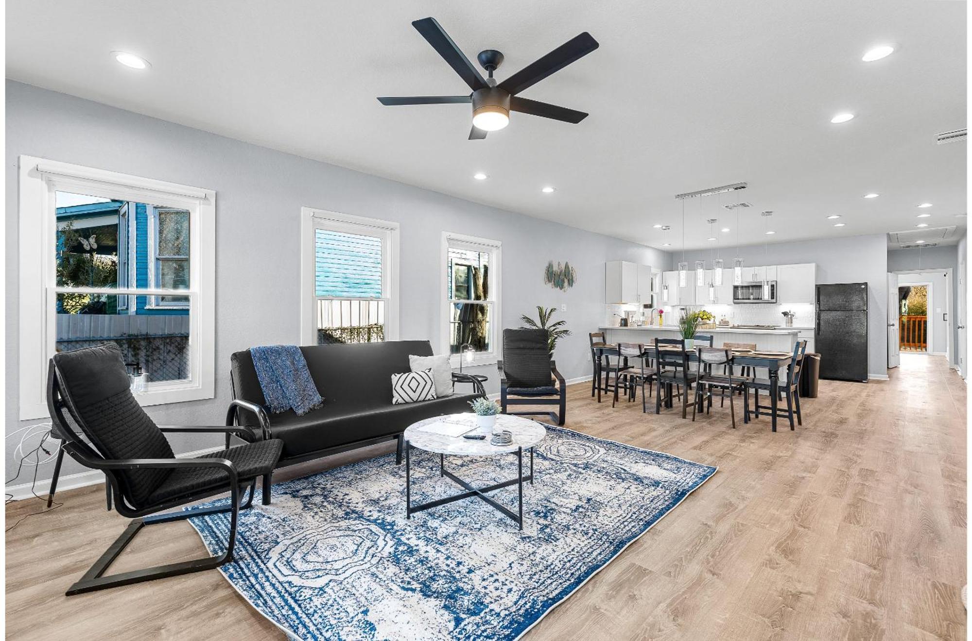 Inviting 4br2.5ba Downtown With Ample Space Holiday home San Antonio