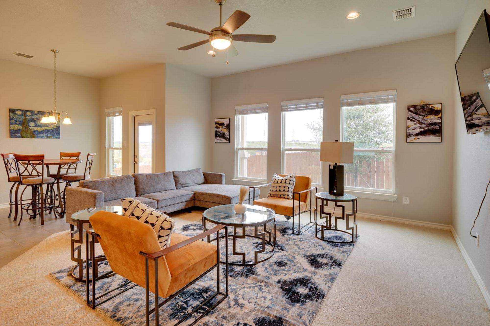 Pet-friendly Near Lackland Afb! Holiday home