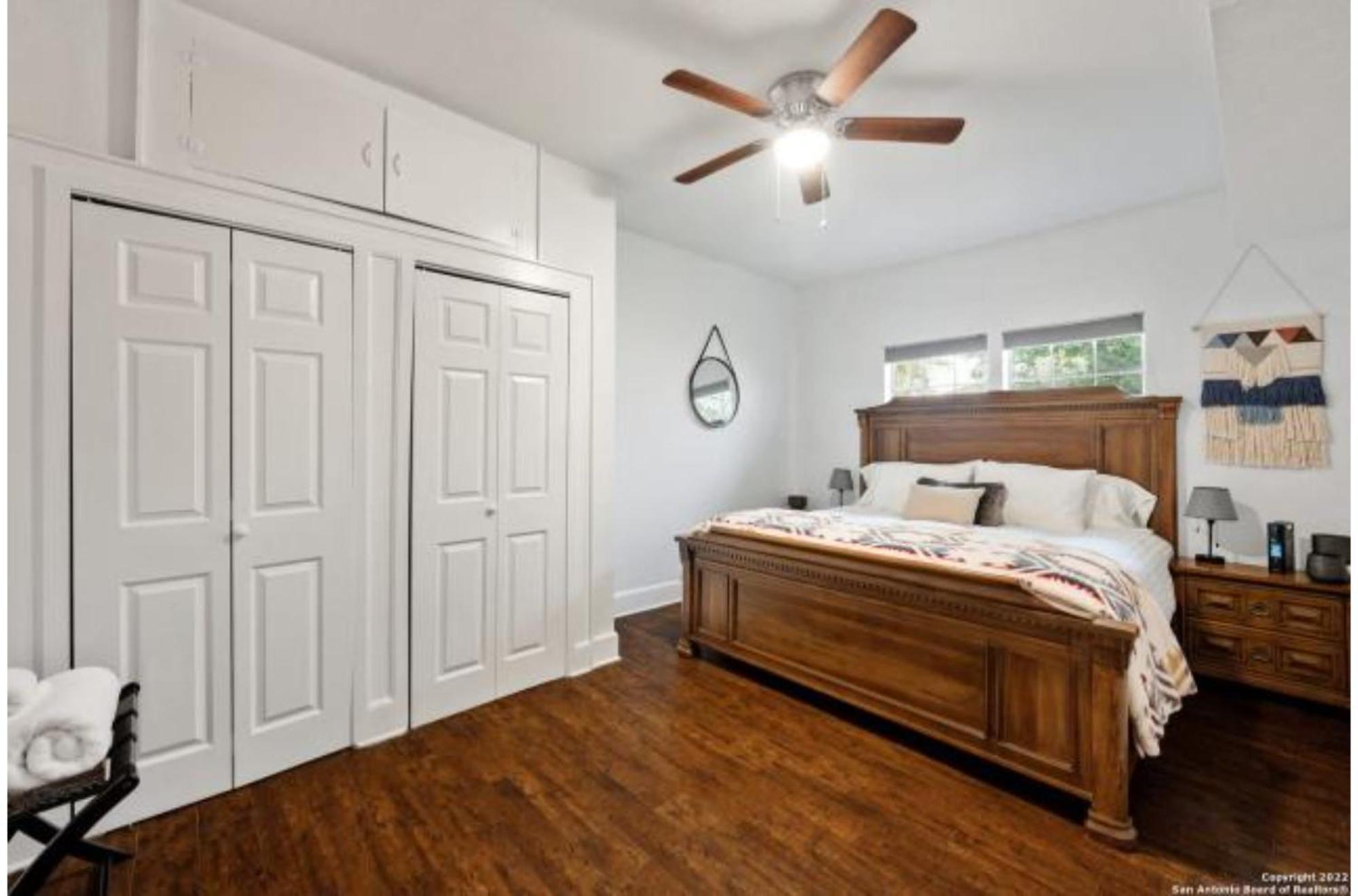 Experience Serenity In A 4br3ba Downtown San Antonio