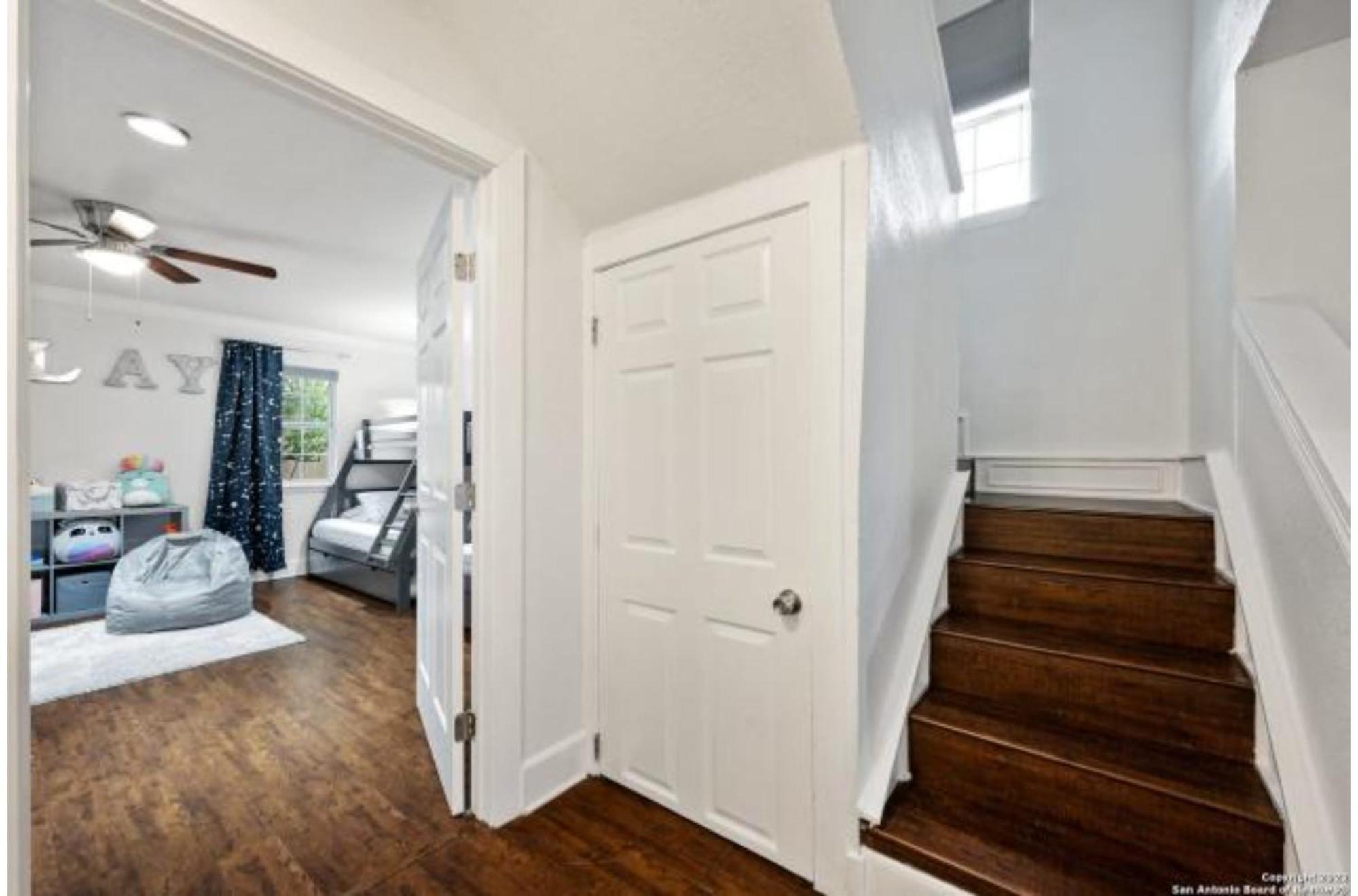 Holiday home Experience Serenity In A 4br3ba Downtown