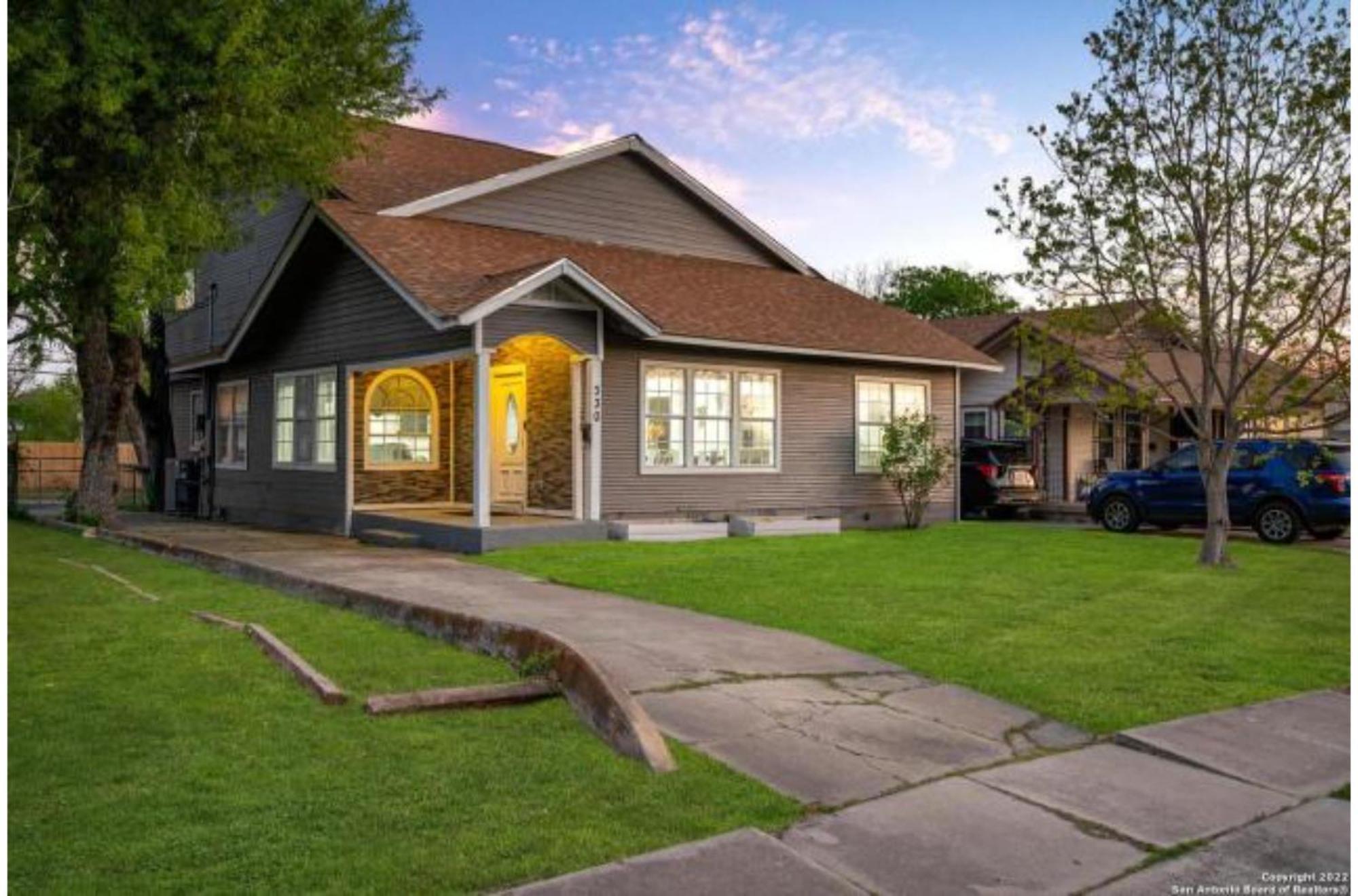Holiday home Experience Serenity In A 4br3ba Downtown *