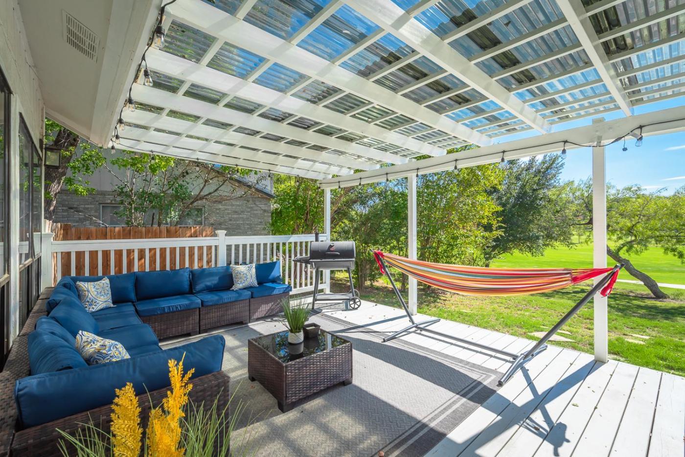 Stunning Deck, Hot-tub View To & Golf Course Holiday home San Antonio