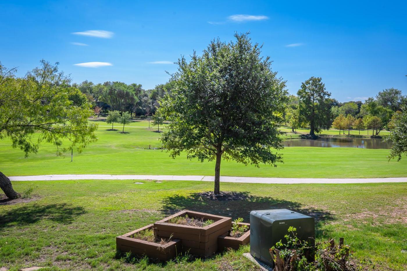 Stunning Deck, Hot-tub View To & Golf Course *