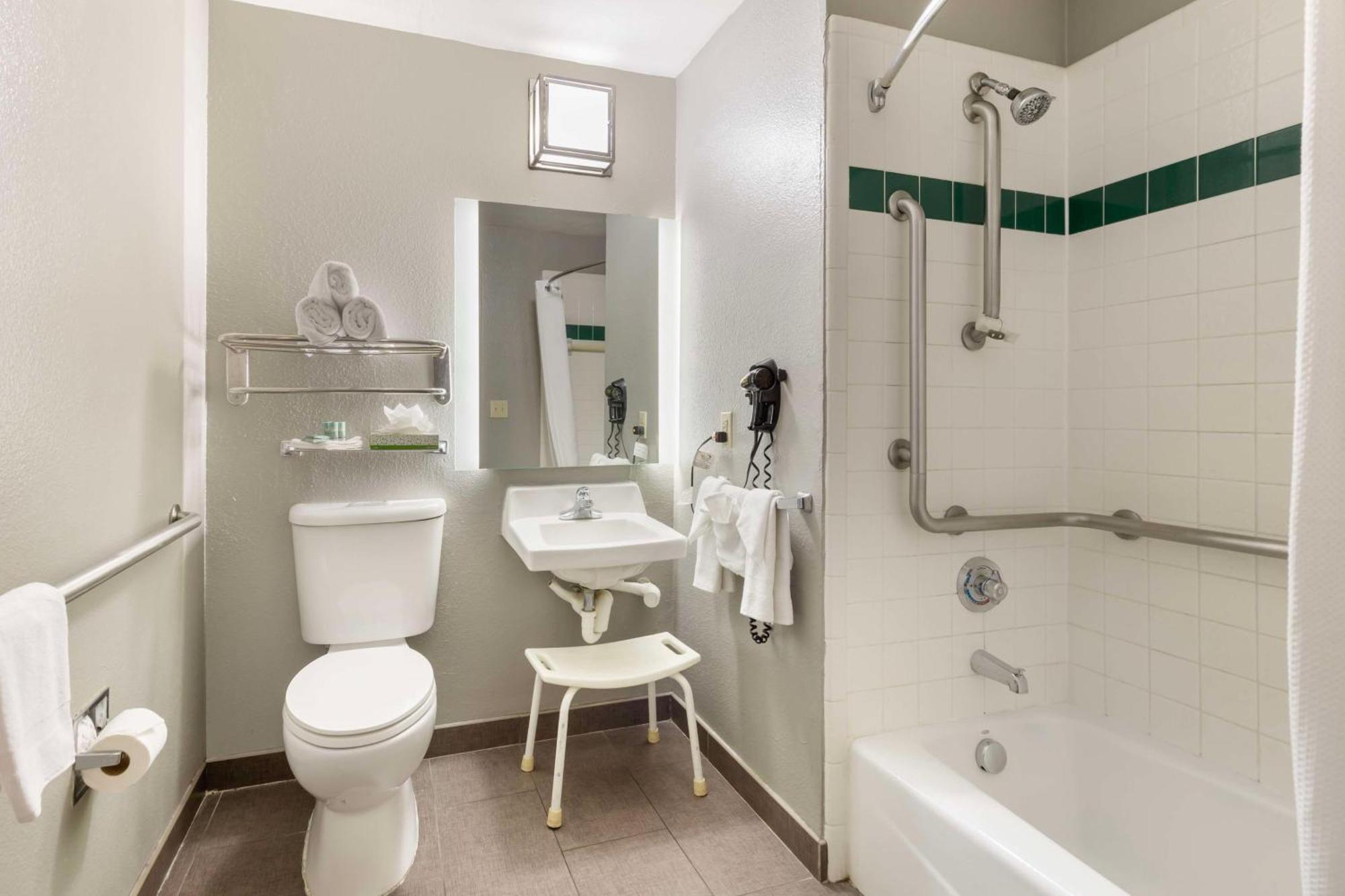 Western Near Lackland Afb Seaworld Motel 3*