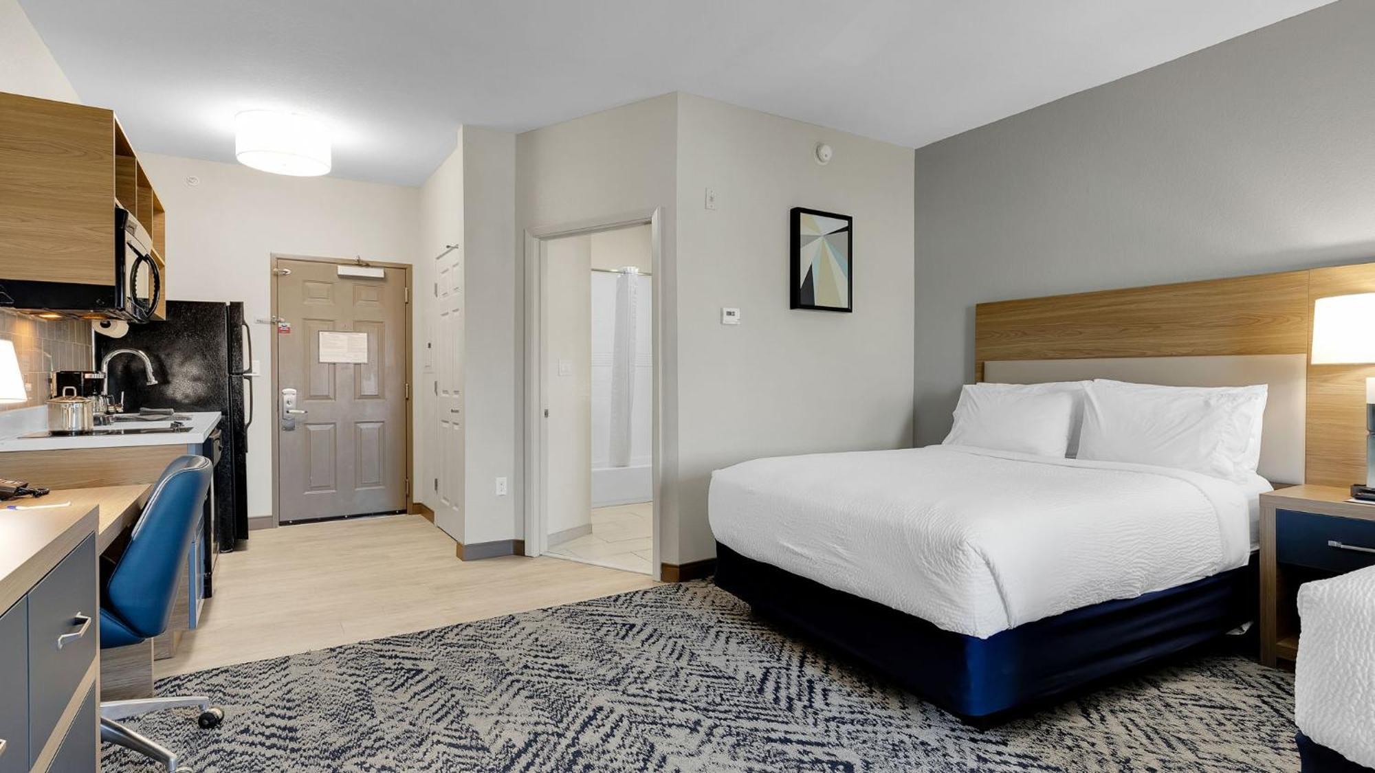 Candlewood Downtown By Ihg Hotel 3*