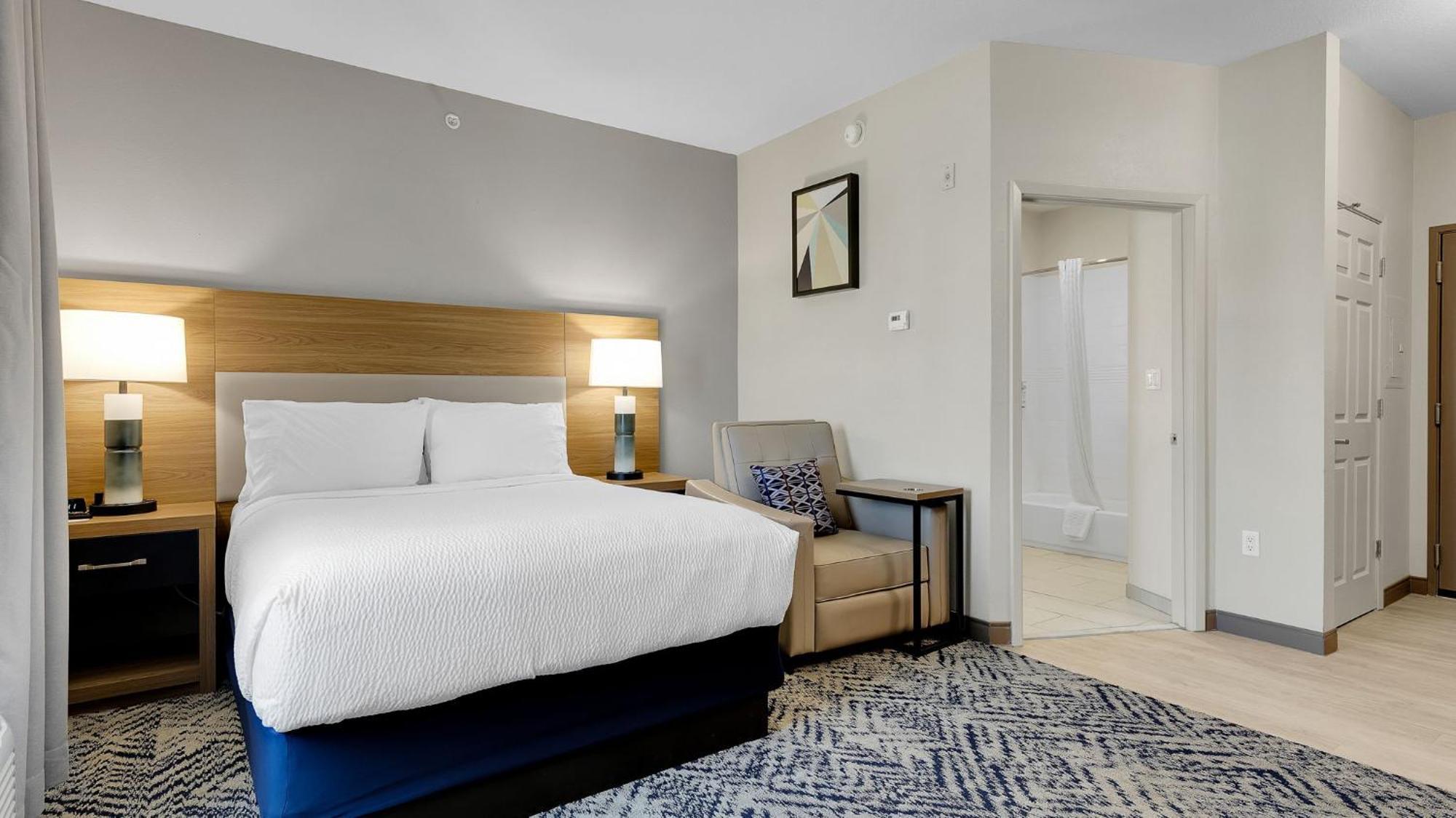 Hotel Candlewood Downtown By Ihg San Antonio