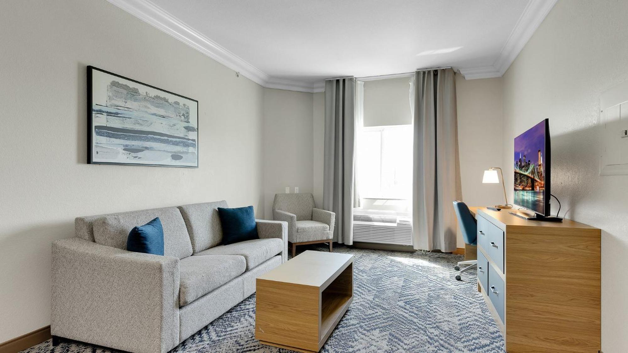 Hotel Candlewood Downtown By Ihg