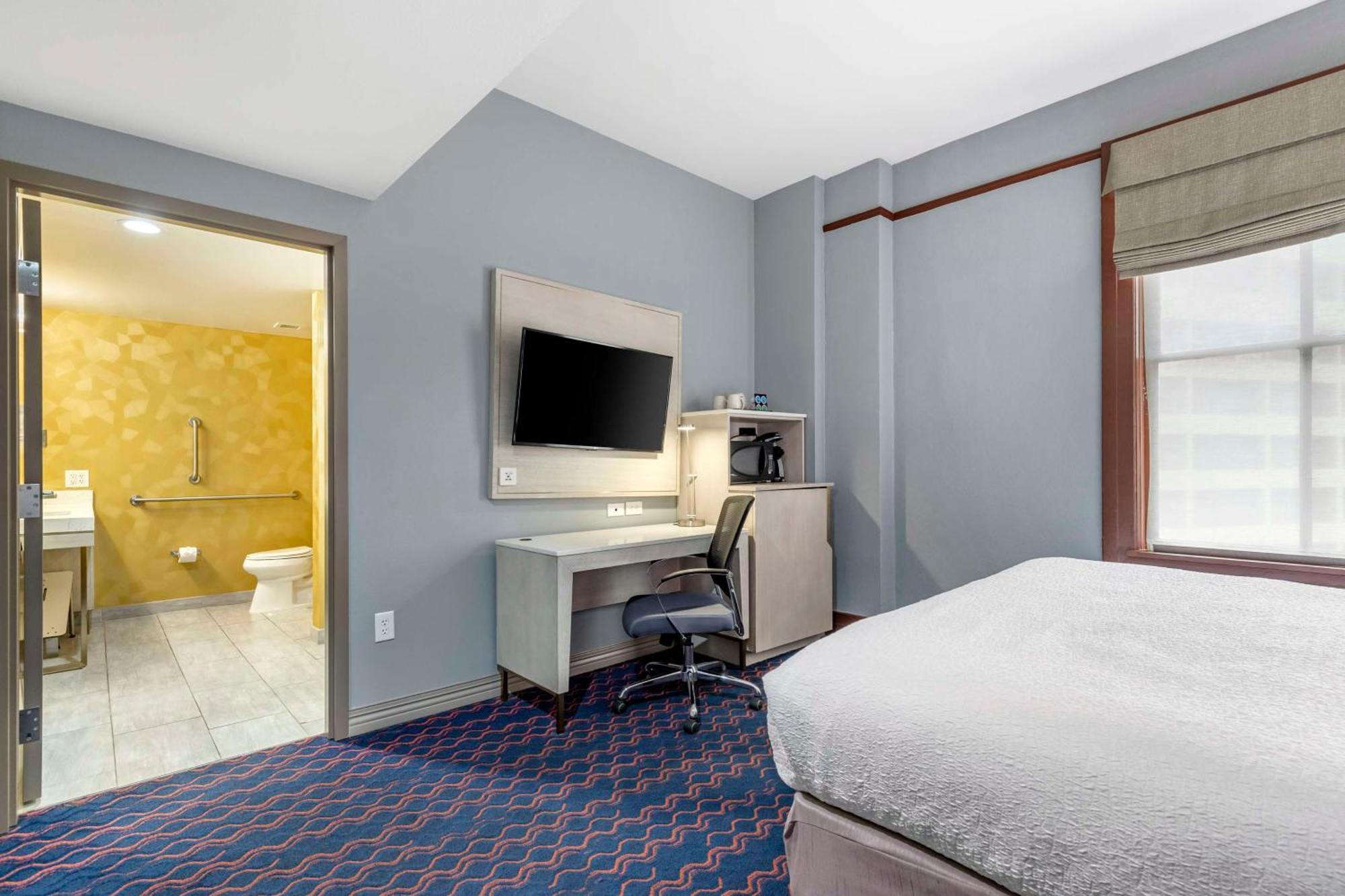 Western Premier Historic Travelers Alamo/riverwalk Hotel San Antonio