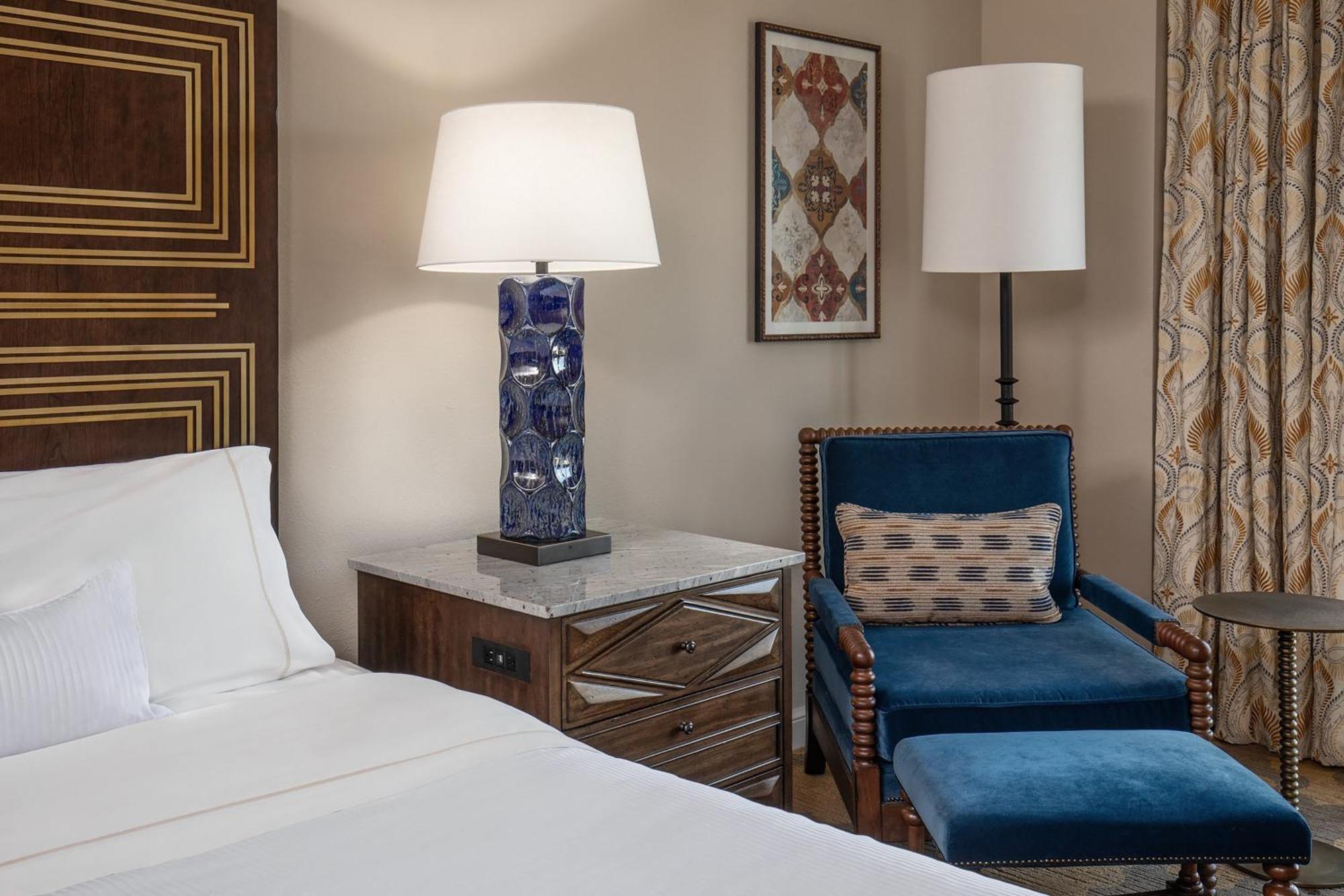 The Westin Riverwalk, 4*