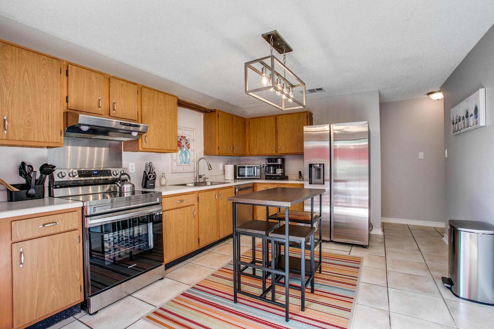 Super Fun House In Perfect Location *
