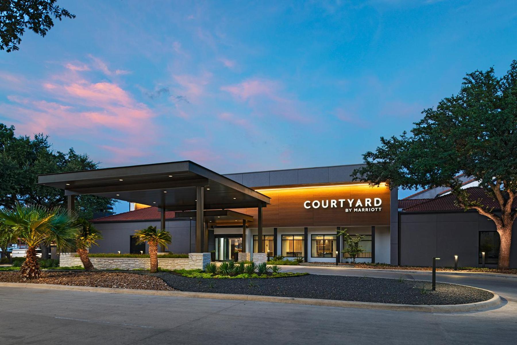 Hotel Courtyard By Marriott Downtown