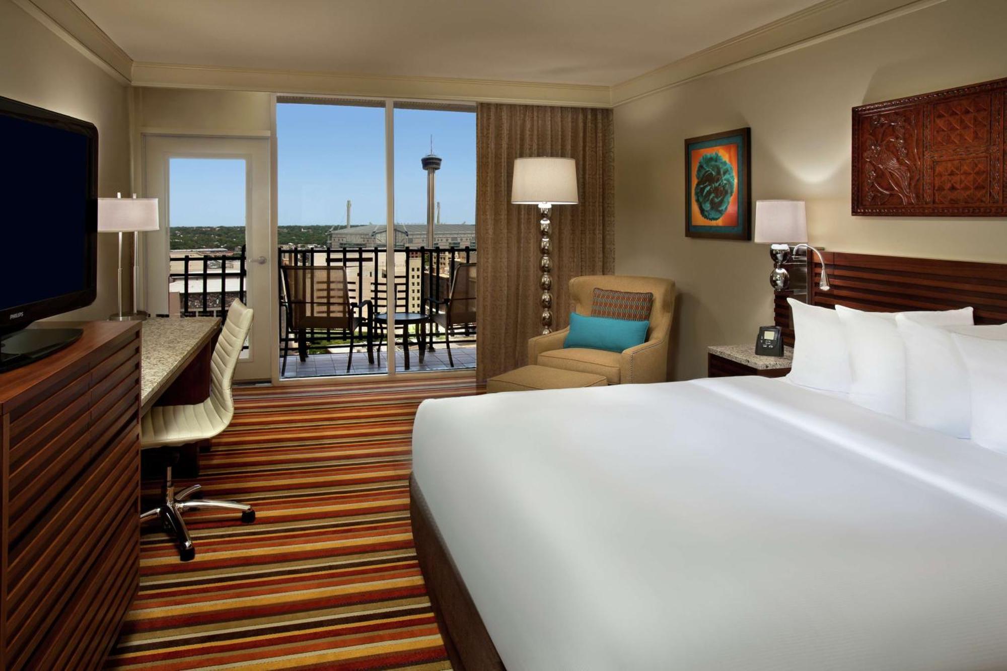 Hilton Palacio Del Rio Hotel 4*