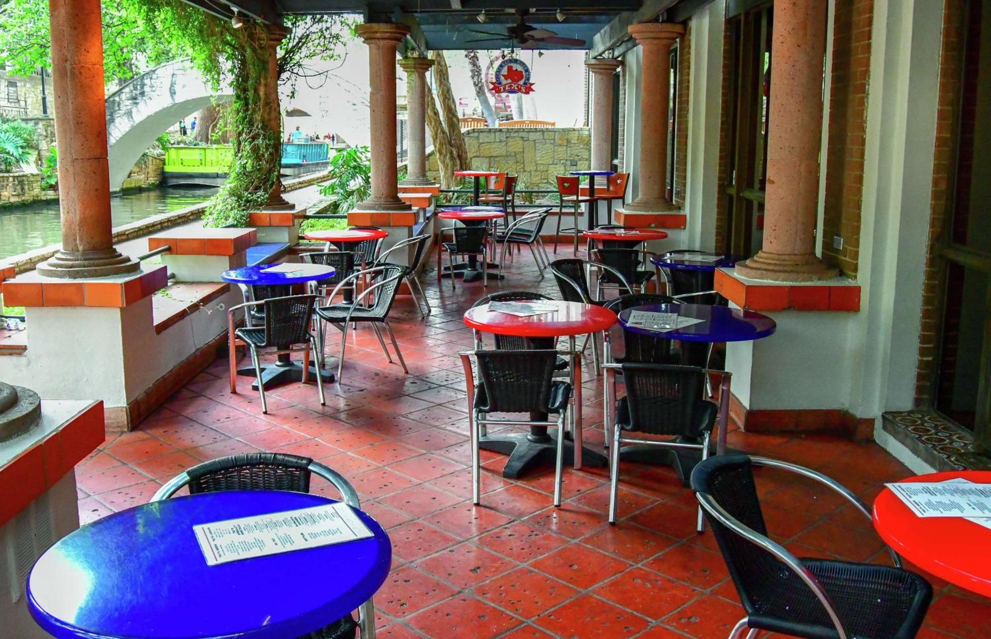 Hotel Hilton Palacio Del Rio 4*