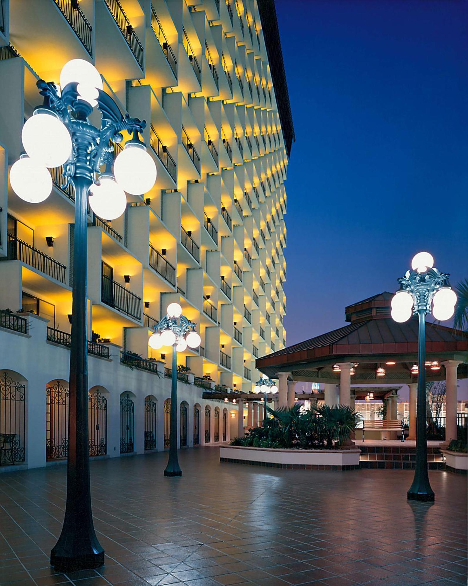 Hilton Palacio Del Rio Hotel 4*