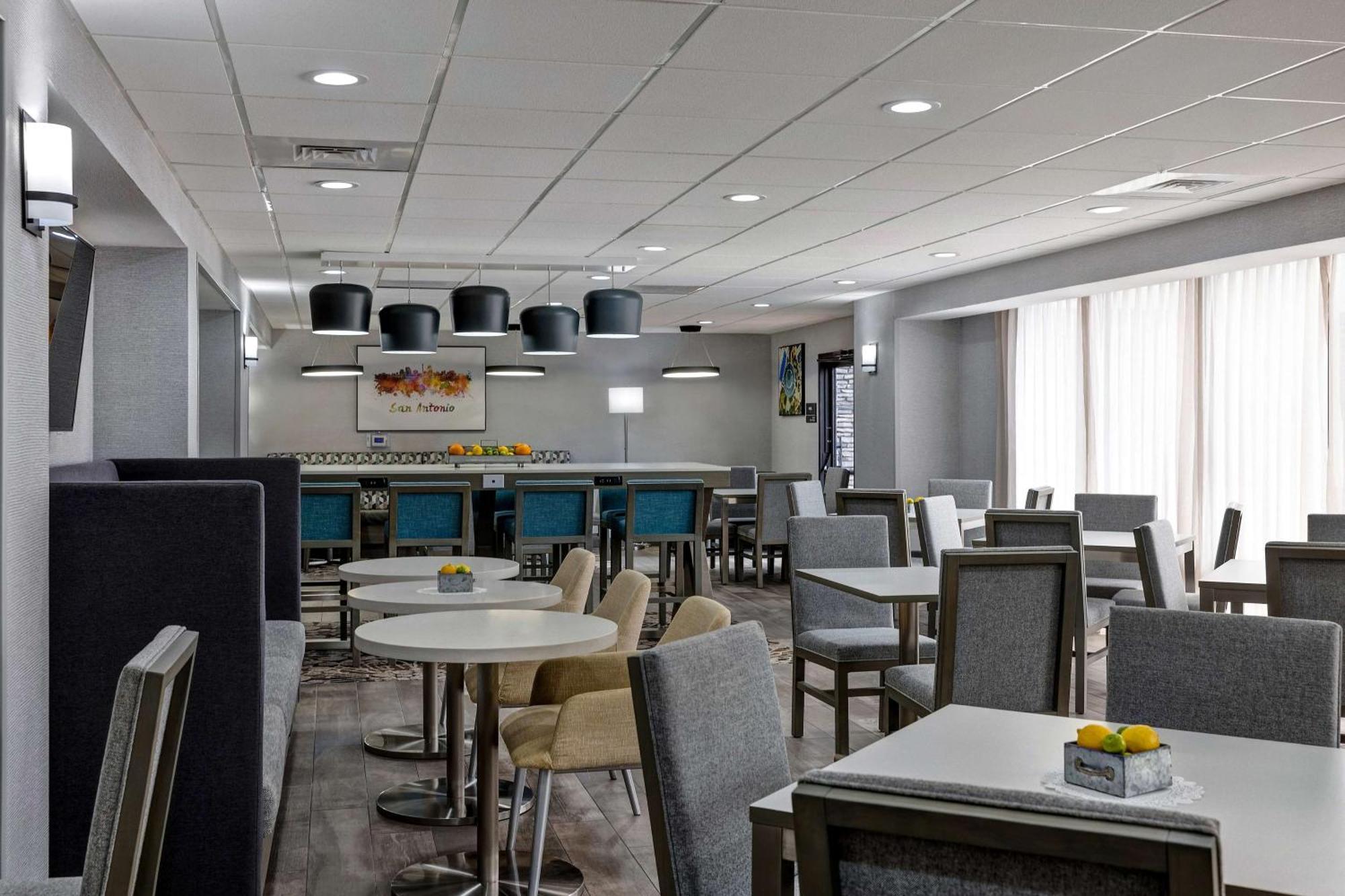 Hotel Hampton Downtown
