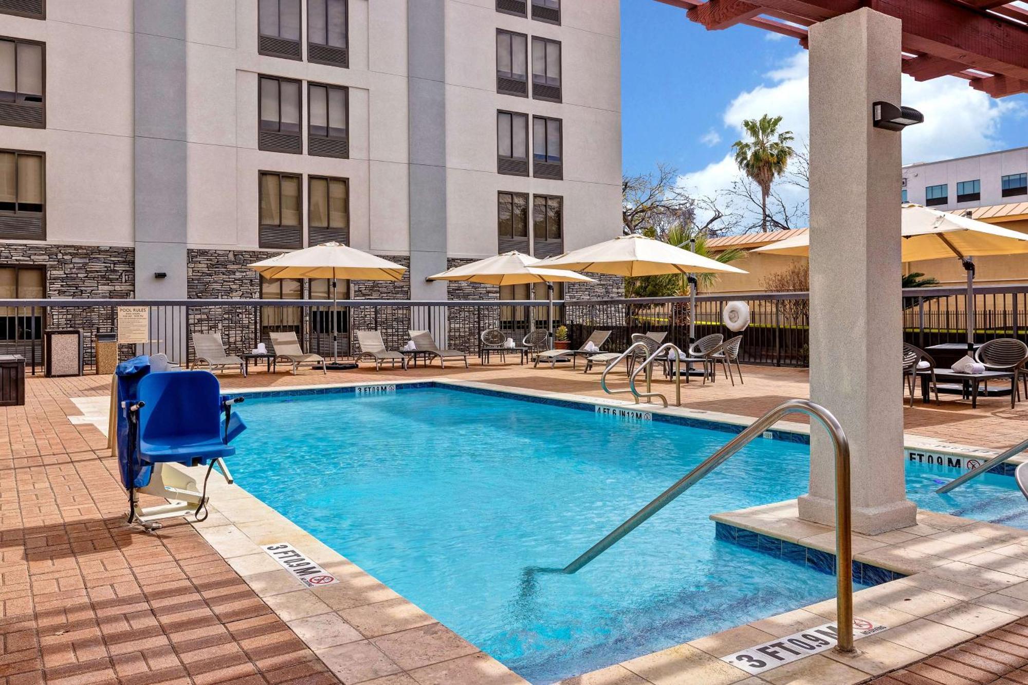 Hampton Downtown Hotel San Antonio