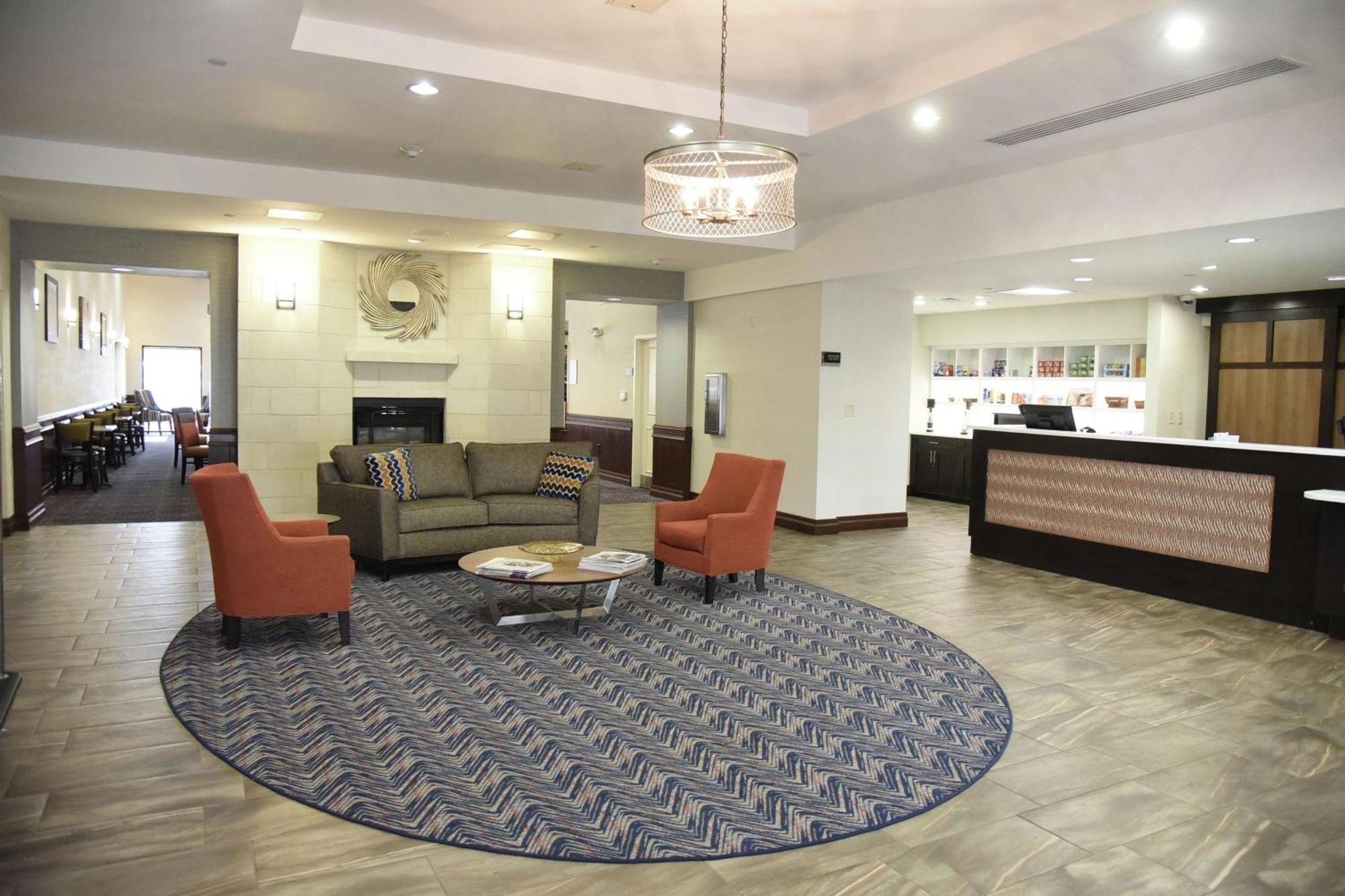 Hotel Homewood By Hilton North