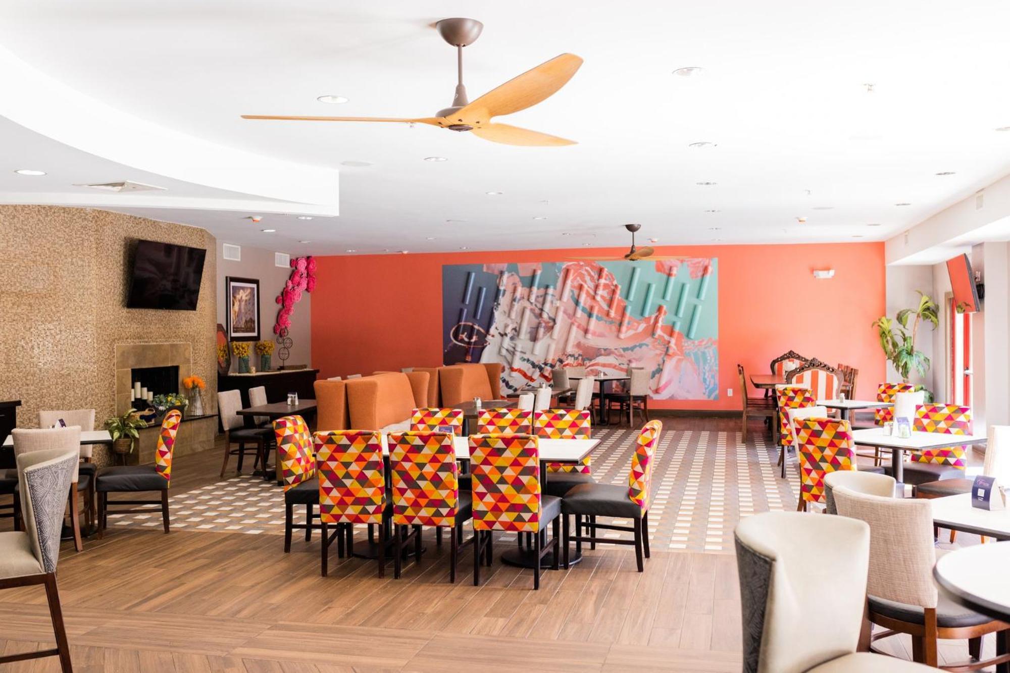 Indigo Riverwalk By Ihg Hotel 3*