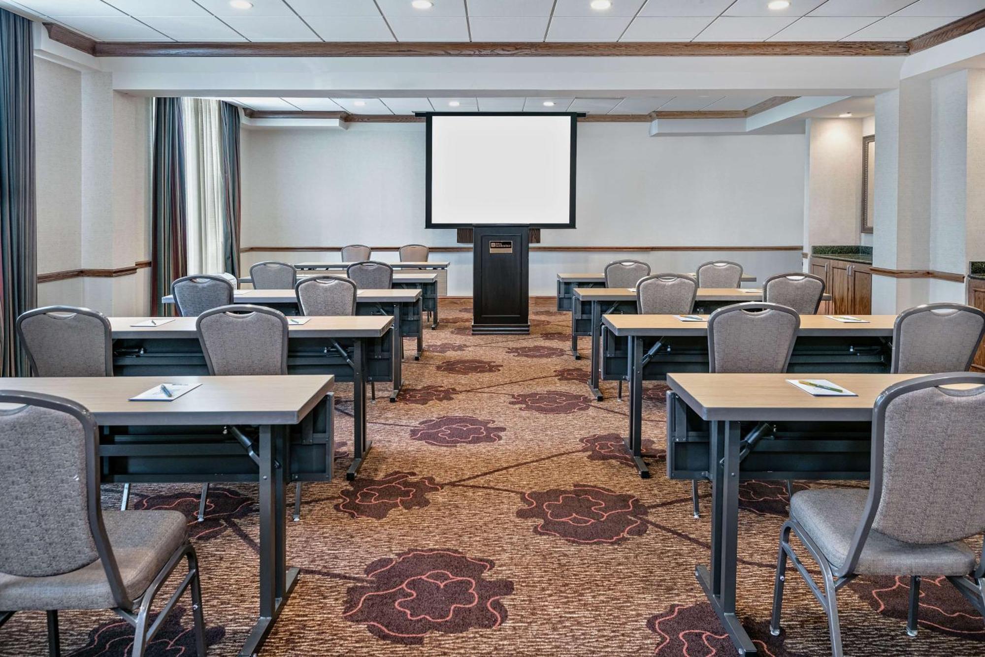 Hilton Garden Airport Hotel San Antonio