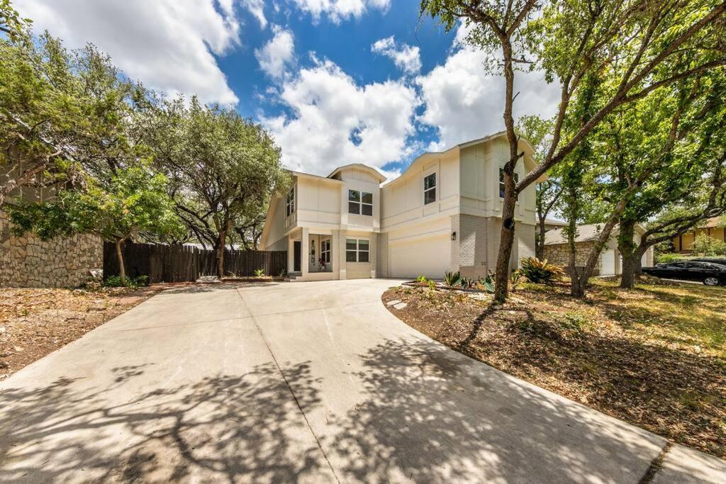 Elite Retreat At La Cantera, 6 Flags, The Rim, Utsa, Seaworld - Casa Glam Sa Holiday home *