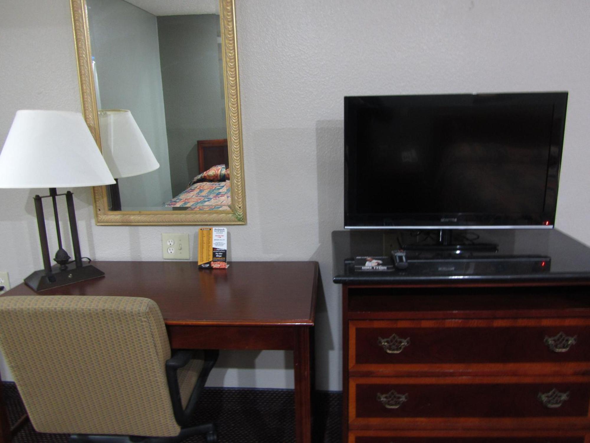 Motel Hallmark And *