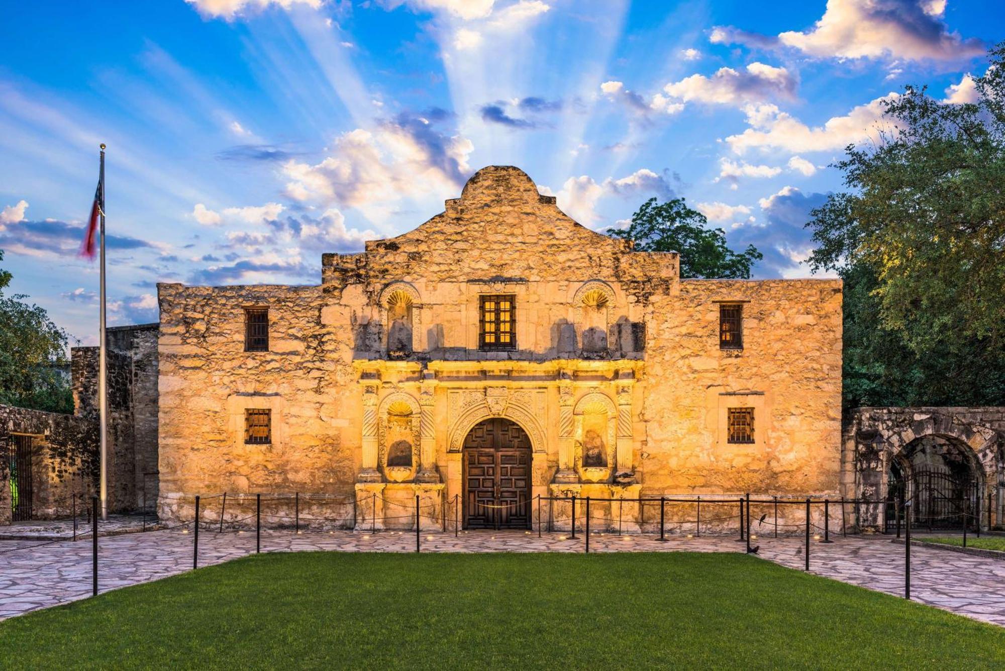 The Emily Morgan - A Doubletree By Hilton 4* San Antonio