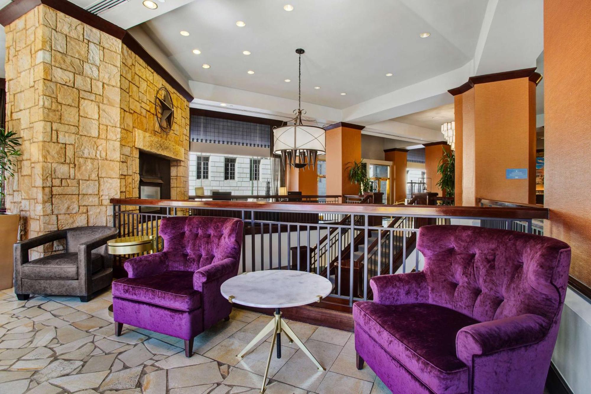 The Emily Morgan - A Doubletree By Hilton