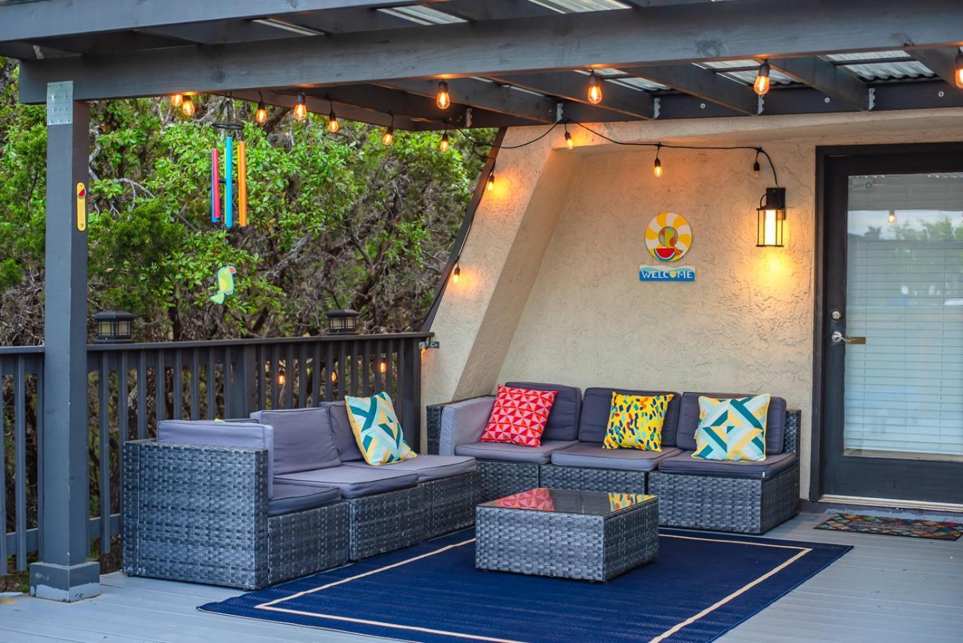 Breathtaking Roof Pool Views, Gameroom, Firepit Holiday home