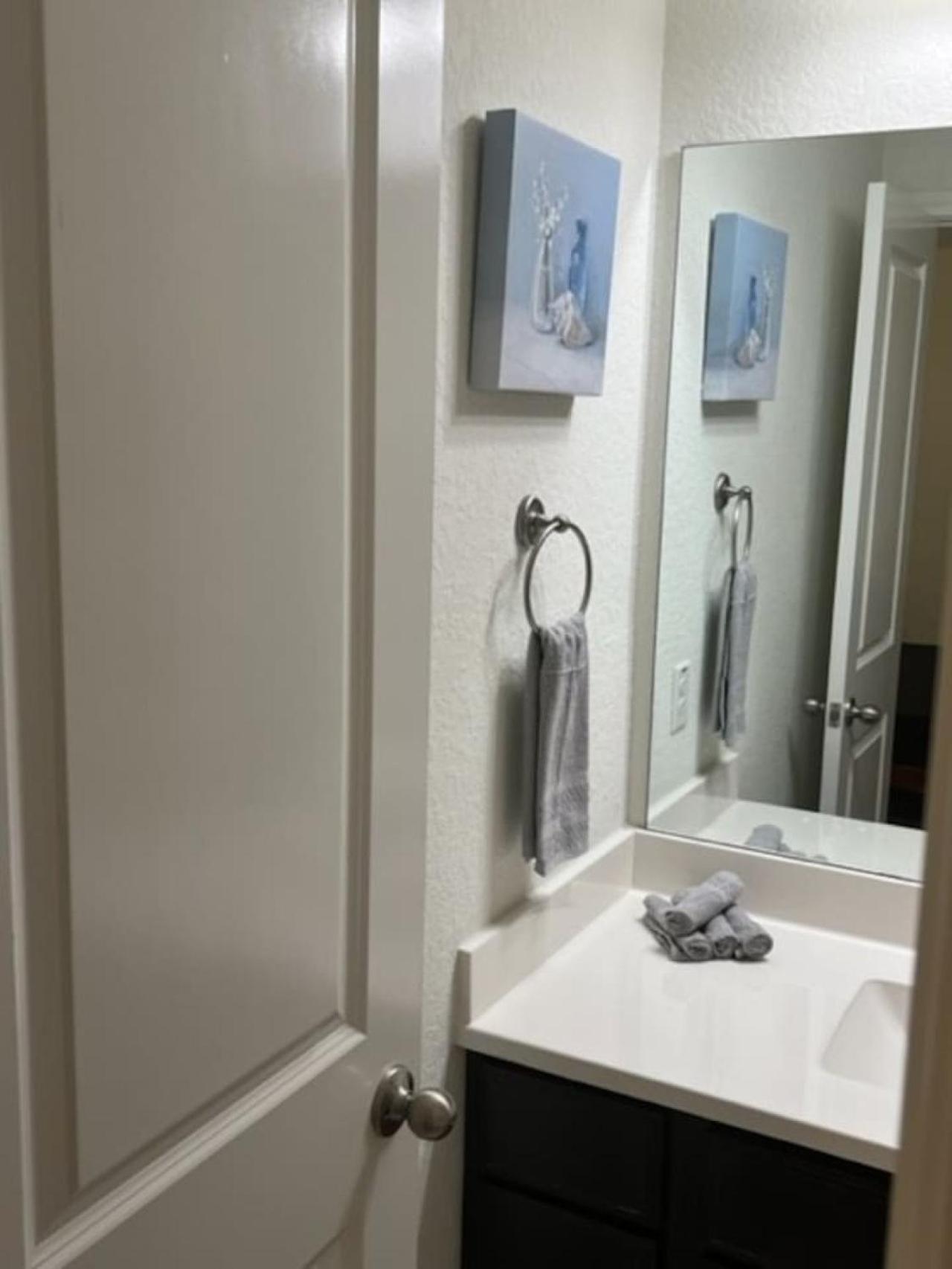7-br, H. Thea., Near Attrns -st2 San Antonio