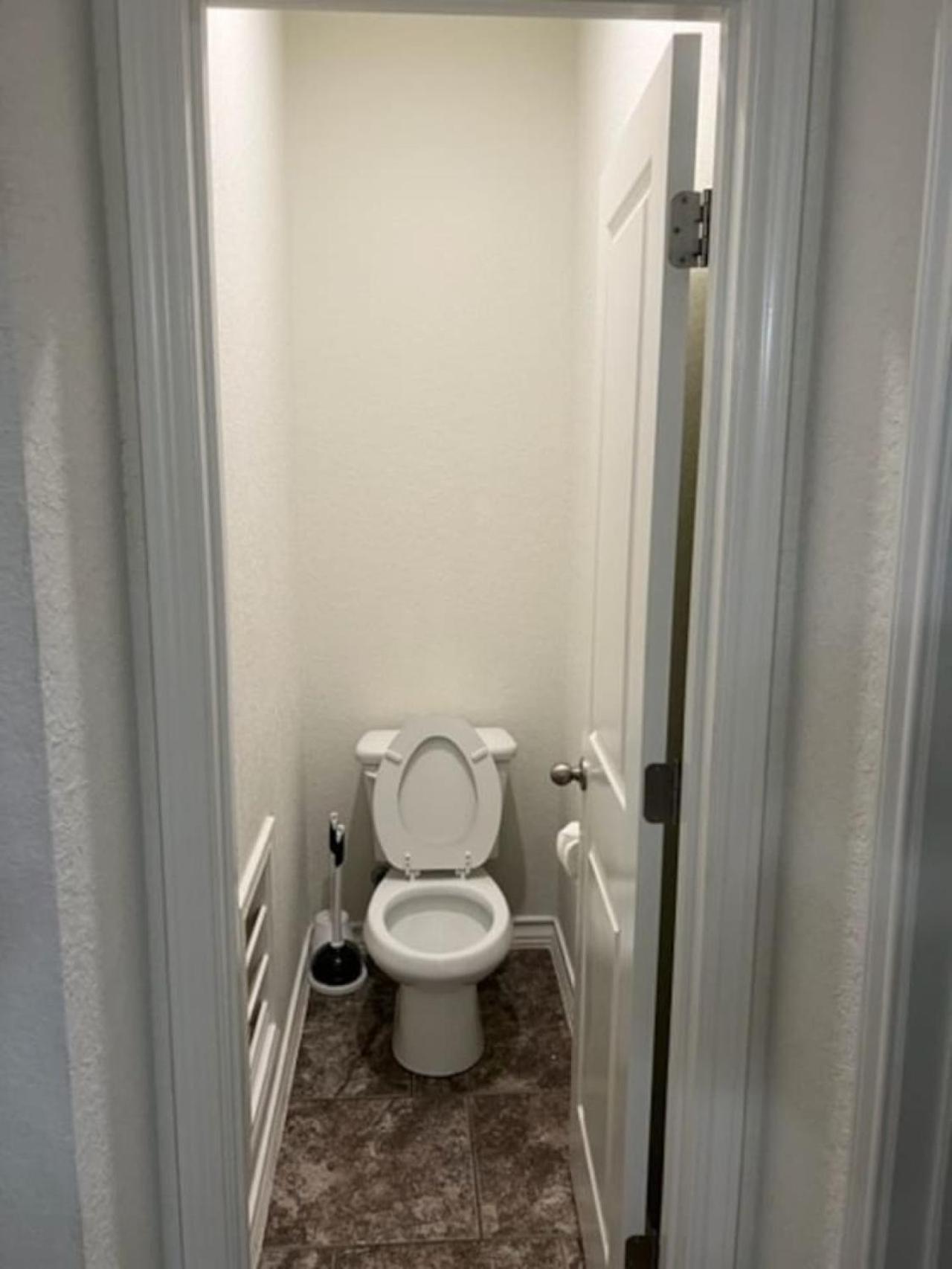 7-br, H. Thea., Near Attrns -st2 *