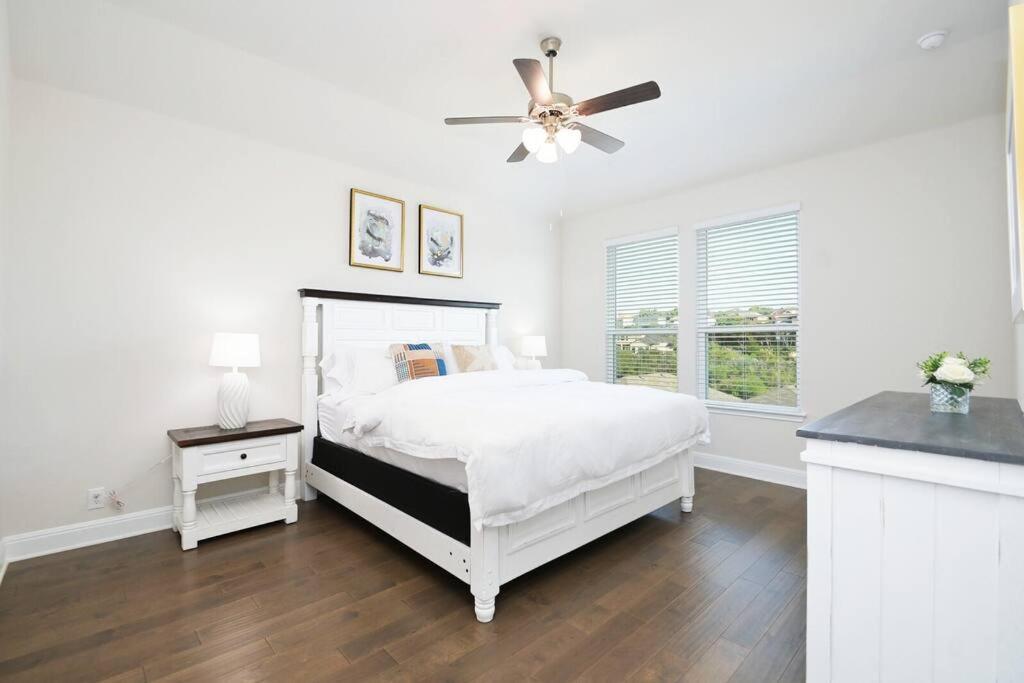 Texas Luxury 3 San Antonio