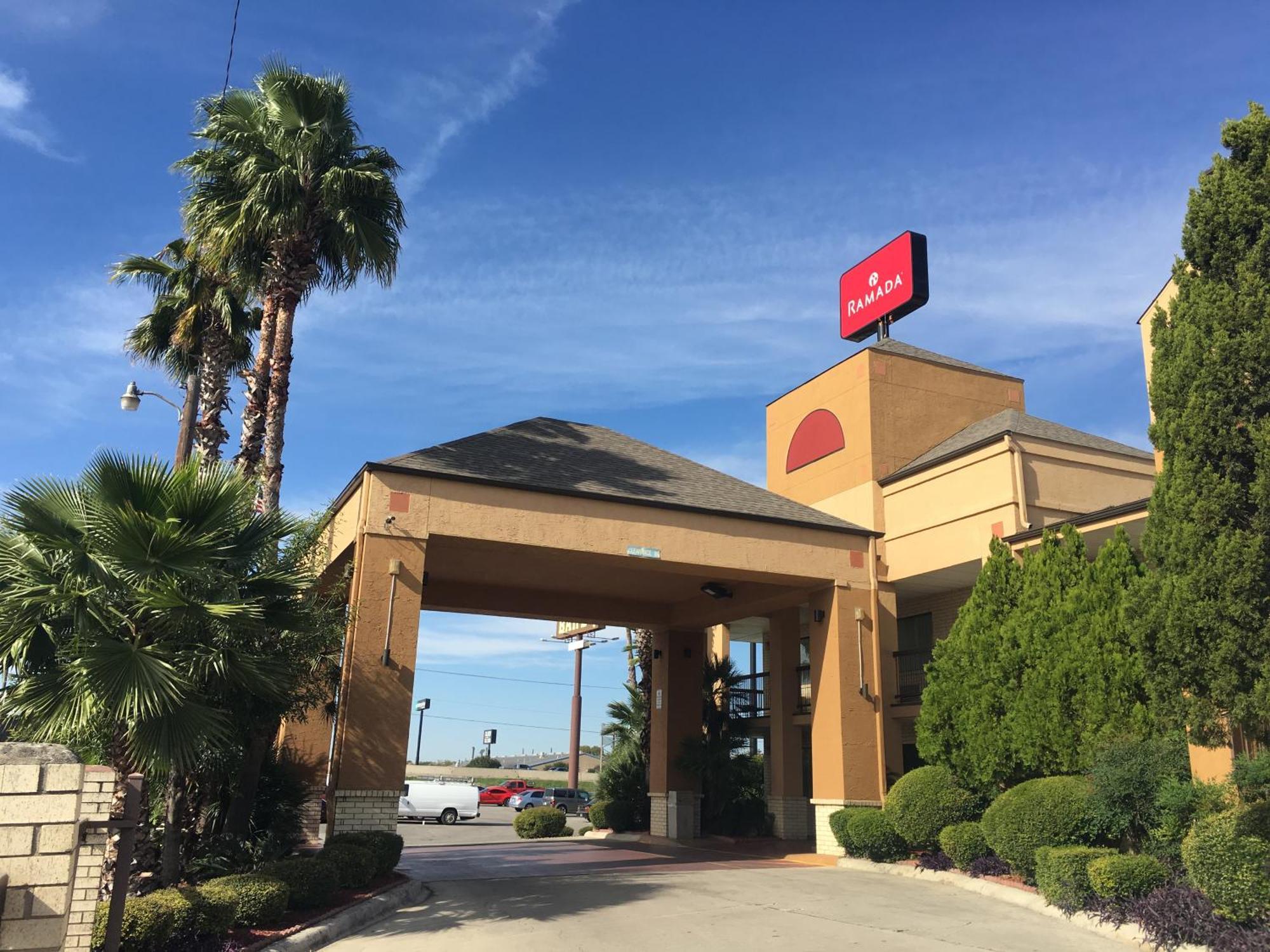 Hotel Ramada By Wyndham Near Seaworld - Lackland Afb San Antonio