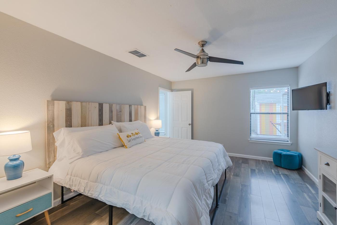 Holiday home Superb House By Seaworld, Private Pool & Gameroom San Antonio