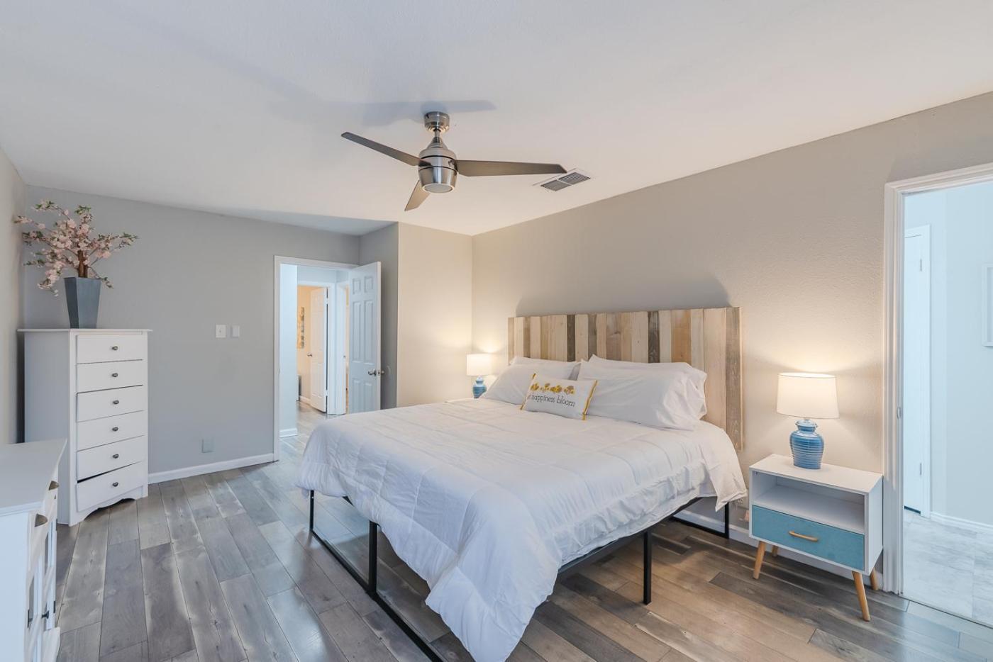 Superb House By Seaworld, Private Pool & Gameroom