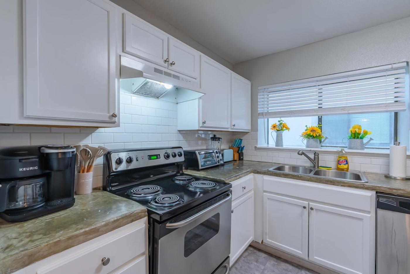 Holiday home Superb House By Seaworld, Private Pool & Gameroom *