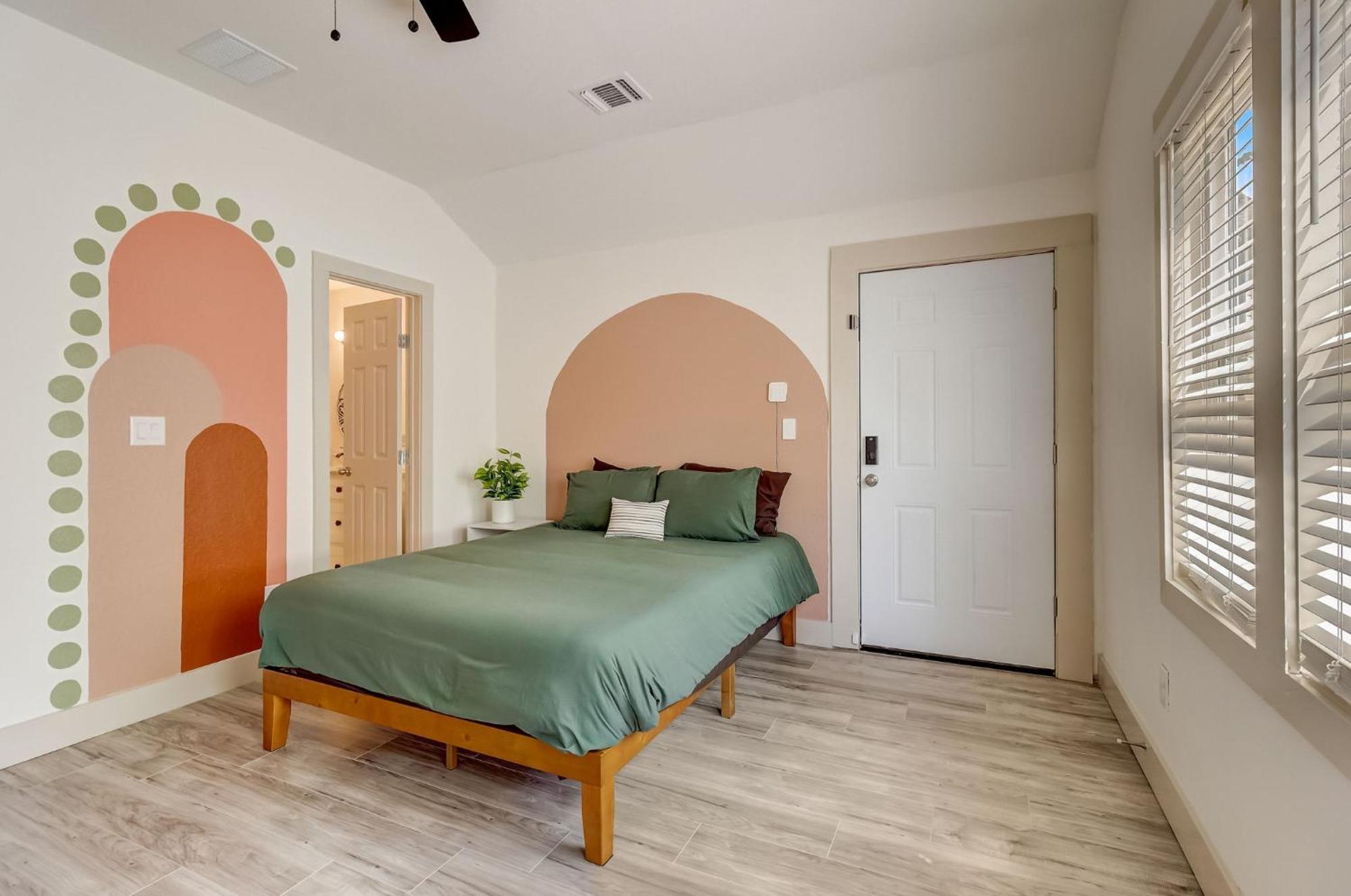 Holiday home The Retro Retreat - Close To Downtown, Sam San Antonio