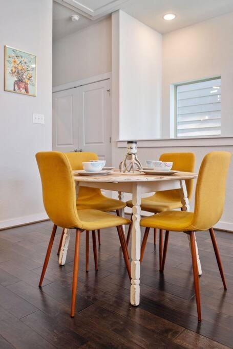 New! The Courtland, 2 Car Garage San Antonio