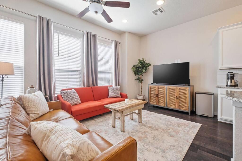 New! The Courtland, 2 Car Garage San Antonio