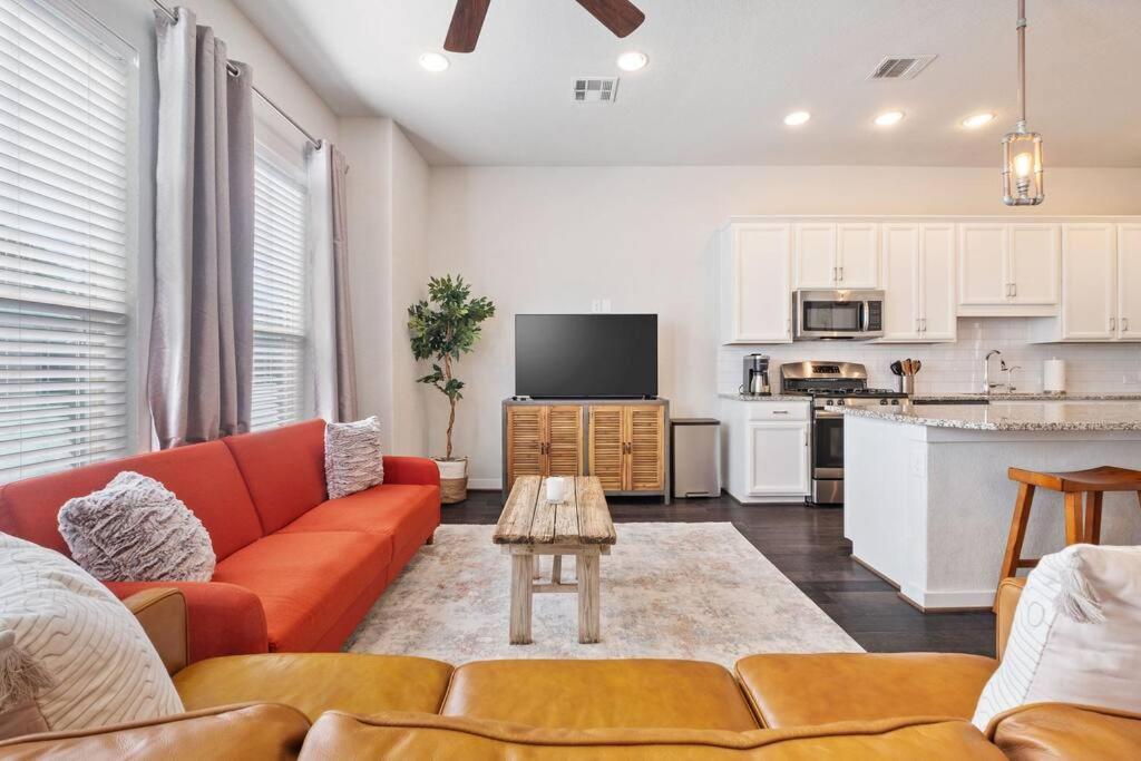 New! The Courtland, 2 Car Garage San Antonio