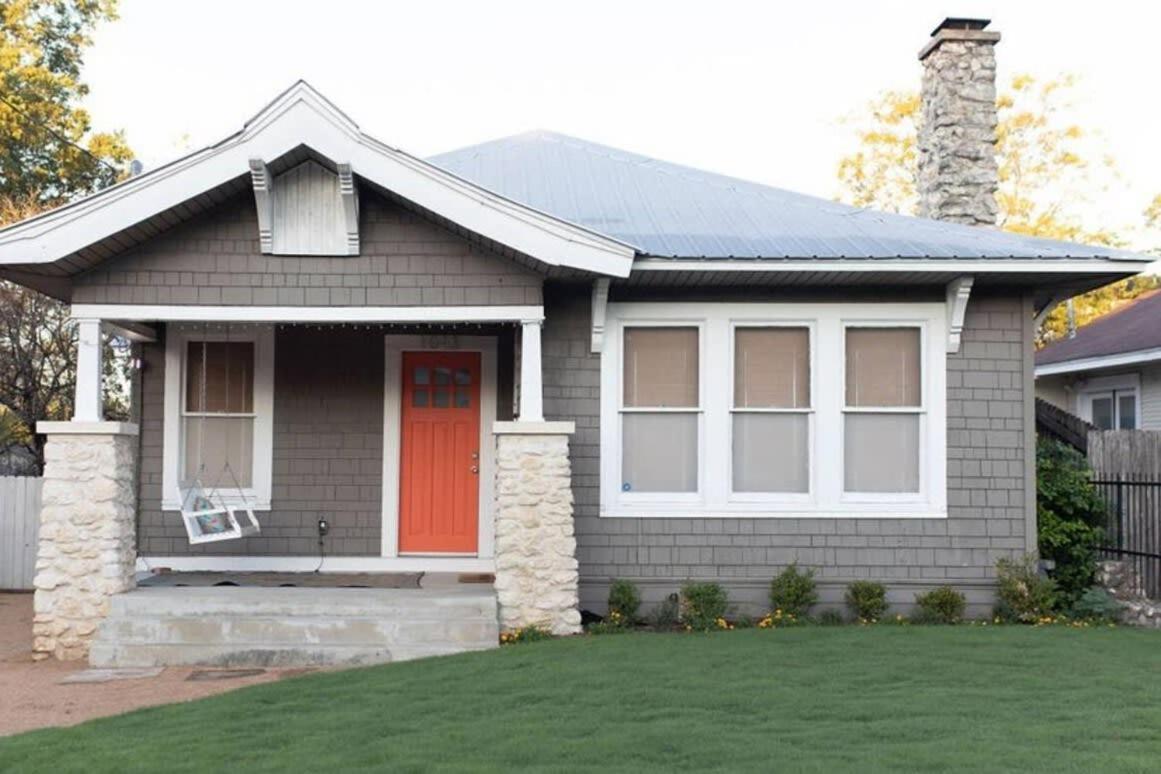 Gorgeous Artistic Fully Fenced Near Downtown * San Antonio