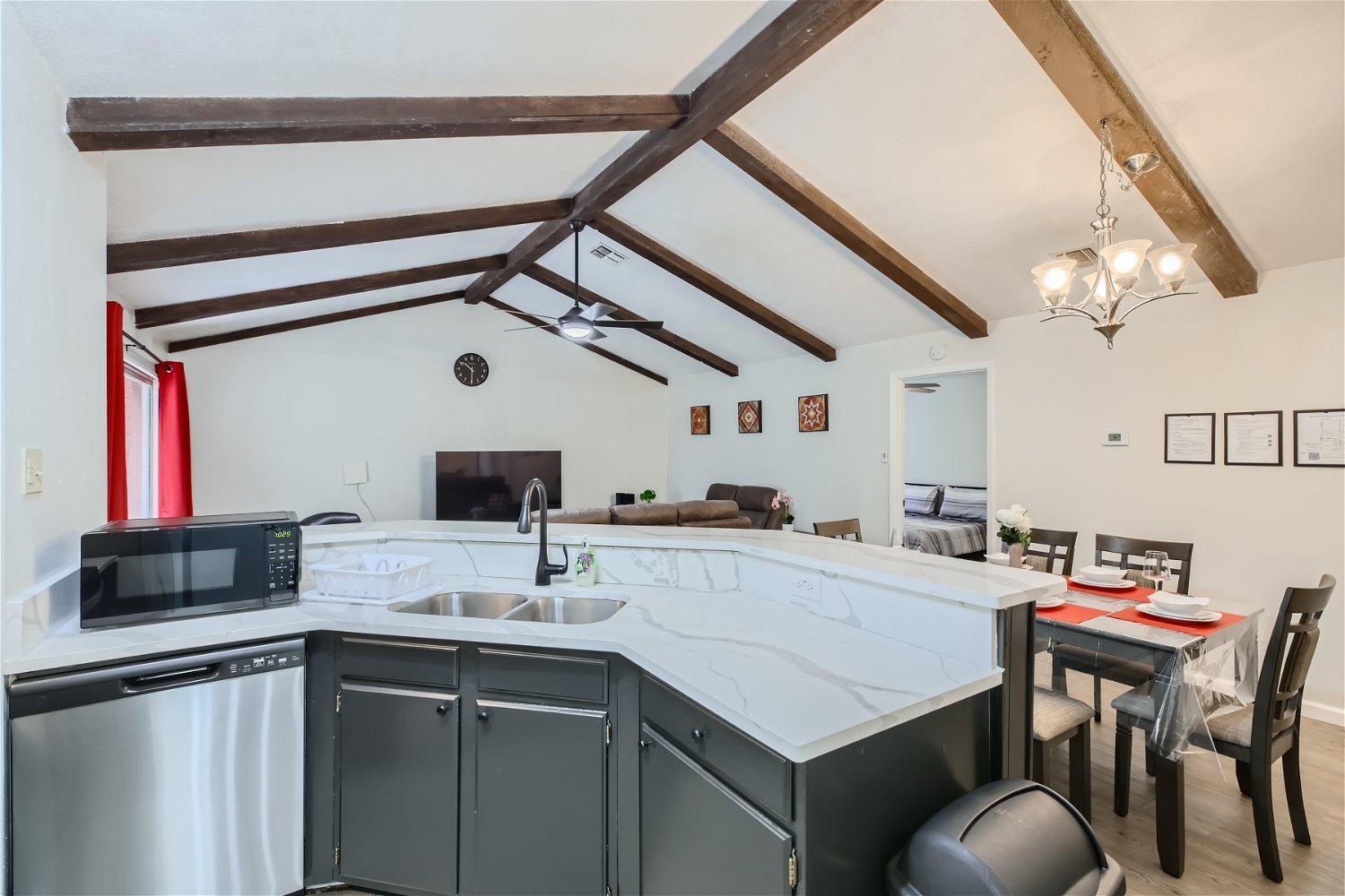 Casita Family And Pet Friendly San Antonio