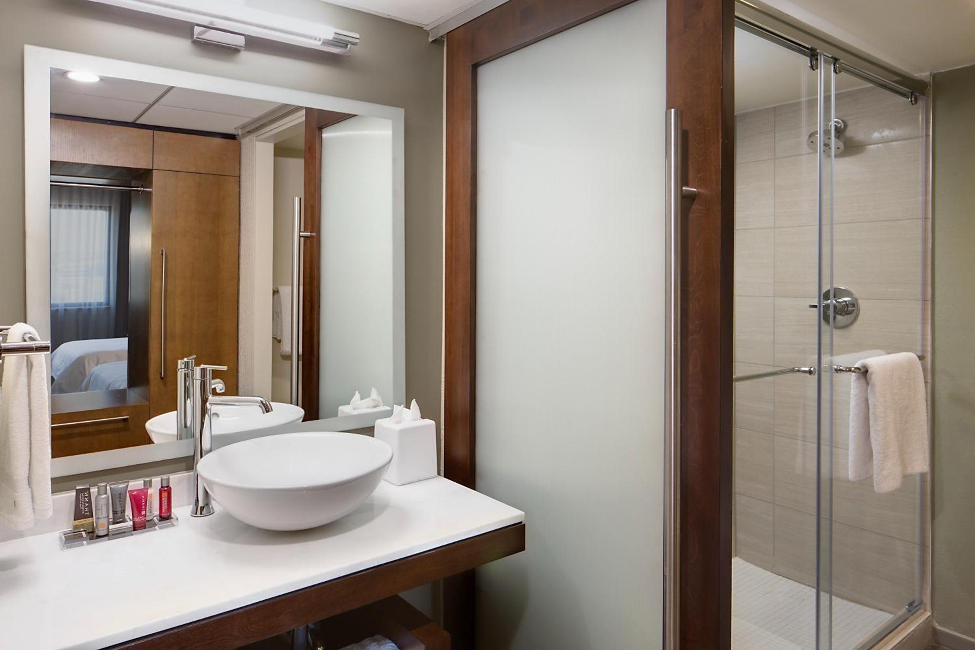 Hotel Marriott Northwest Medical Center 4*