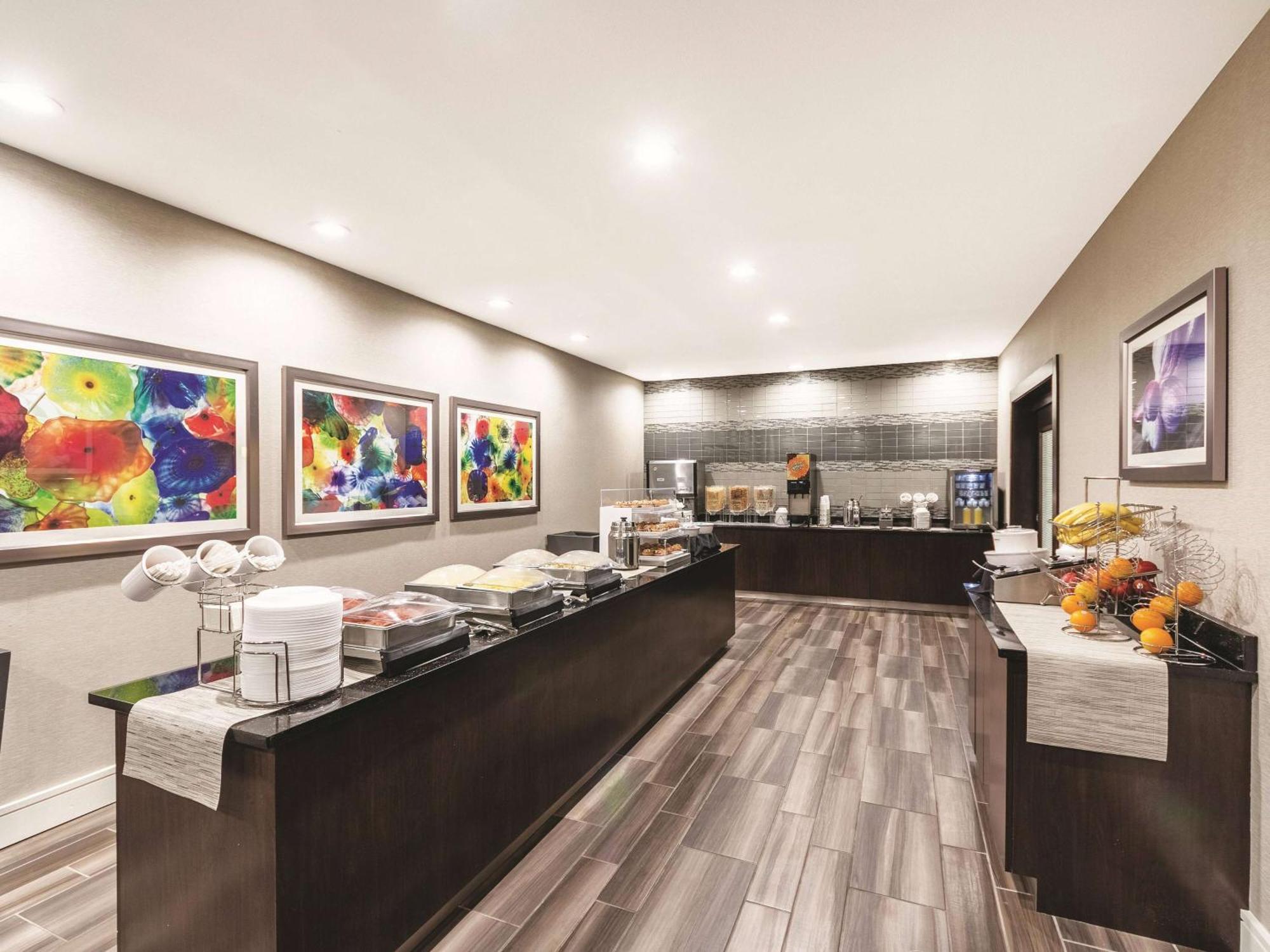 La Quinta & By Wyndham Downtown 3*