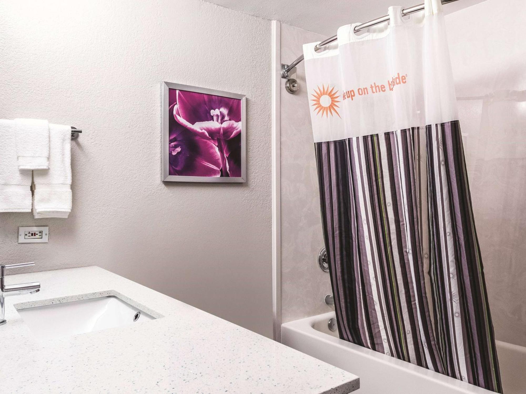 La Quinta & By Wyndham Downtown Hotel 3*
