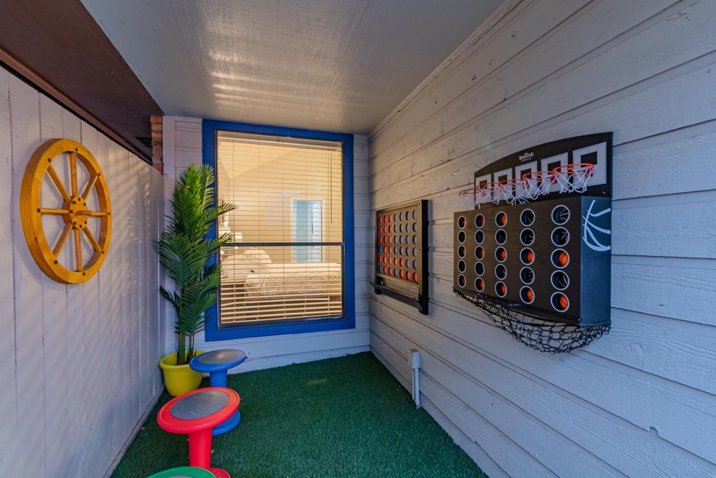 Holiday home Fun 'n Sun Heated Pool & Gameroom By Fiesta Texas