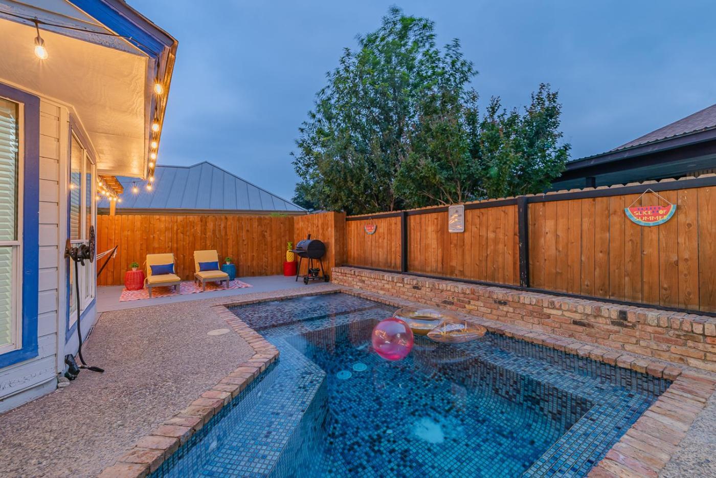 Fun 'n Sun Heated Pool & Gameroom By Fiesta Texas Holiday home
