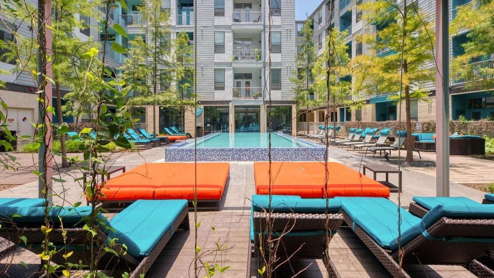 Landing At Agave - 2 Bedrooms In Downtown Apartment *